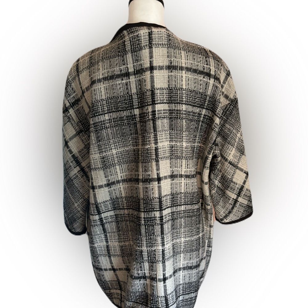 Cynthia Rowley Black and White Plaid Cardigan | EUC | XS - Picture 6 of 11